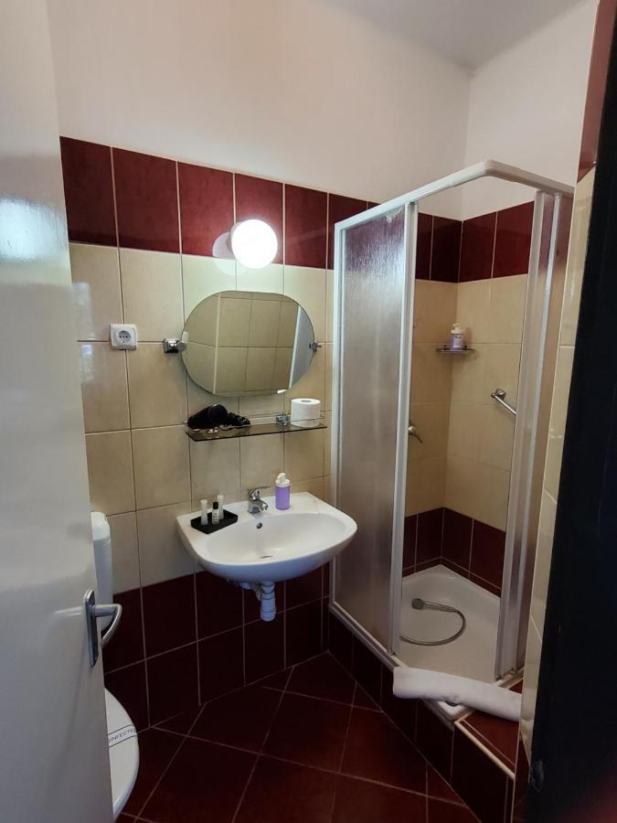 Bed and Breakfast Liget Ueduelo Siófok Zewnętrze zdjęcie