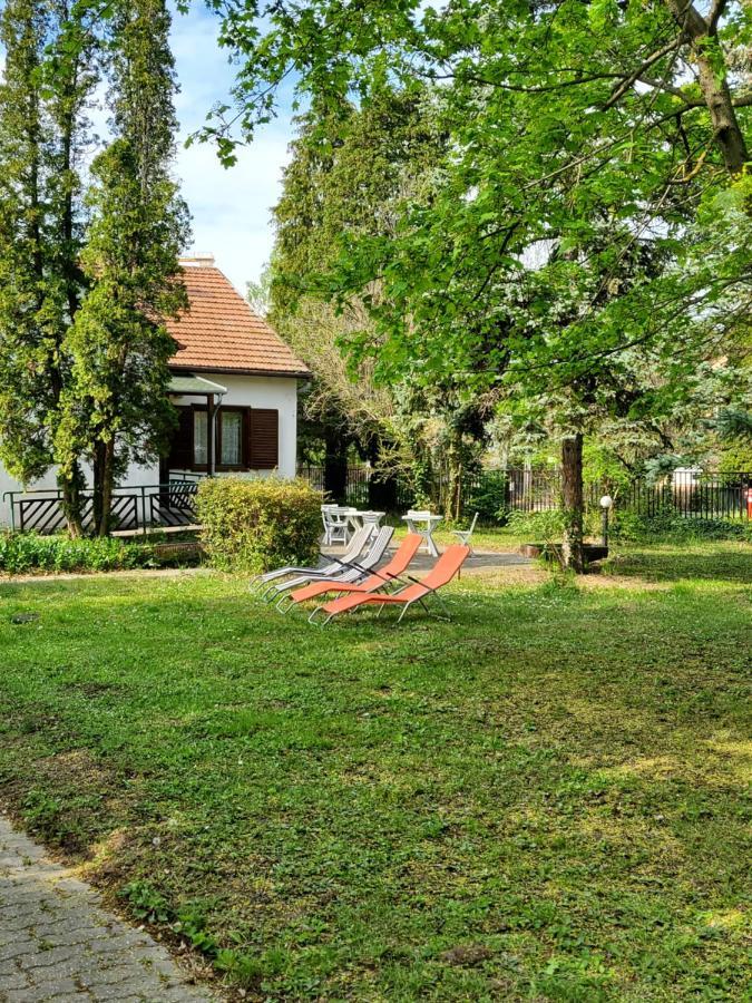 Bed and Breakfast Liget Ueduelo Siófok Zewnętrze zdjęcie